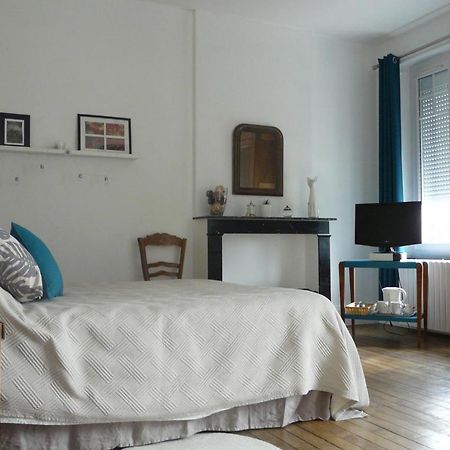 La Pie Grieche Bed & Breakfast Lucquy Exterior foto